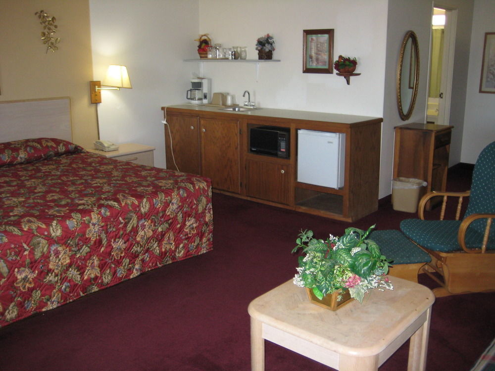 Lake Tree Inn & Suites Marion Zewnętrze zdjęcie